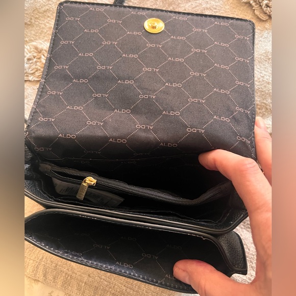 ALDO BLACK CROSSBODY HANDBAG - Picture 5 of 6